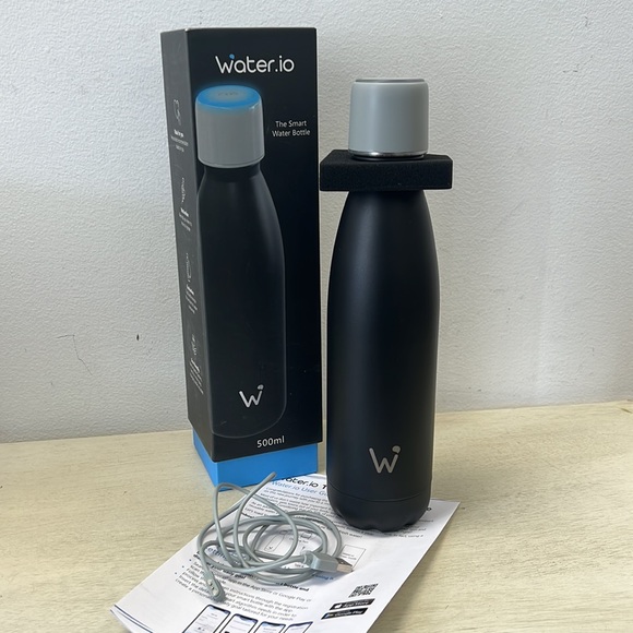 Bluetooth Waterbottle - Picture 8 of 14